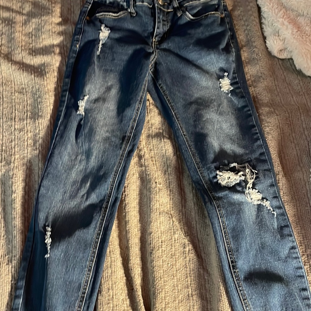 wore maybe once or twice, size 5, denim jean.